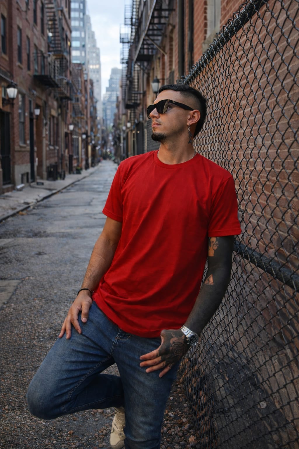 ¡IMPERDIBLE! COMBO DE CAMISA BÁSICA PARA HOMBRE 190GR X12